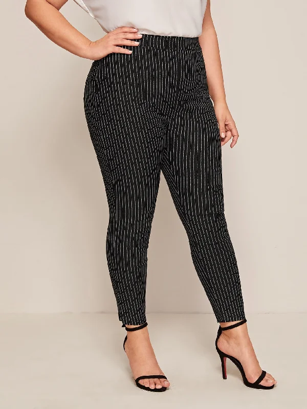 Striped Natural Cropped Plus Size Jeans