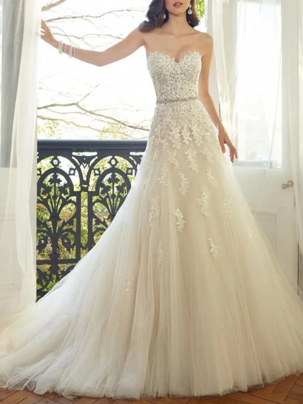 Wedding Dresses 2021 Tulle A Line Sweetheat Neck Sleeveless Floor Length Lace Appliqued Bridal Gowns With Train