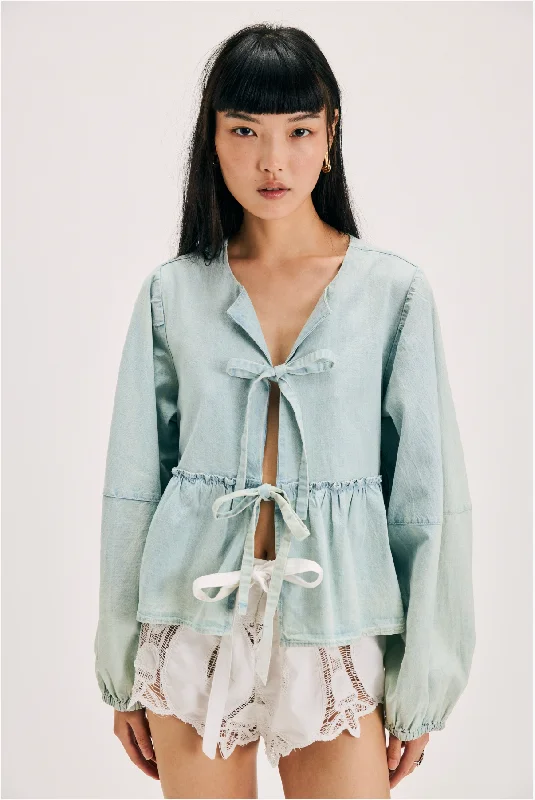 Denim Brunch Babe Top Traditional Women's Wool